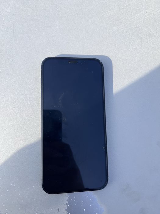 Iphone 12 хорошый сост