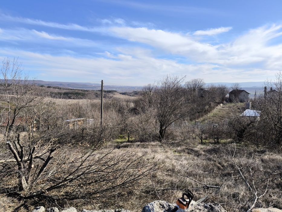 Парцел село Доброглед 1525 кв.м в регулация