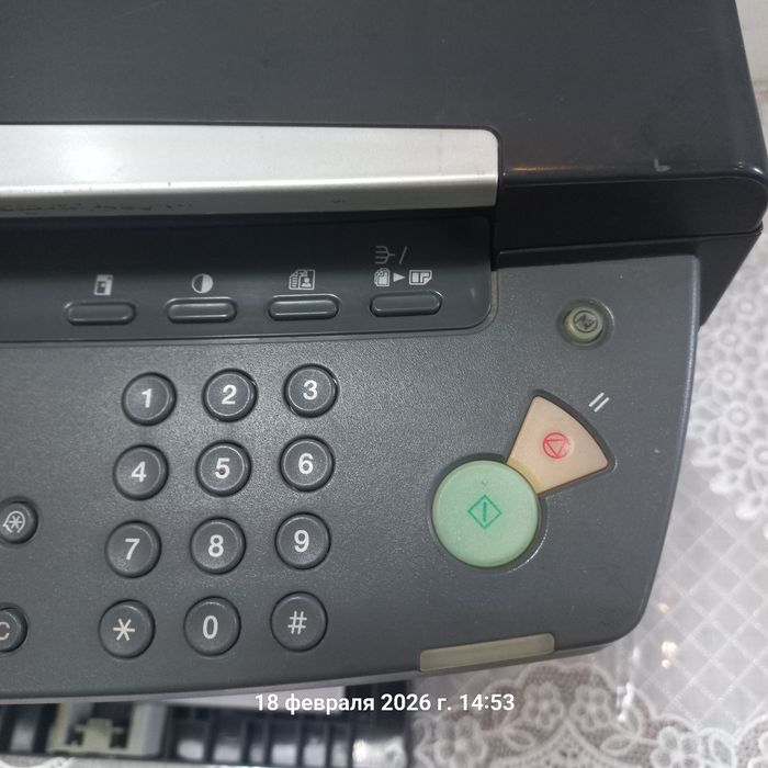 Canon mf 4018 3^1 Oq-qora Printer sotiladi