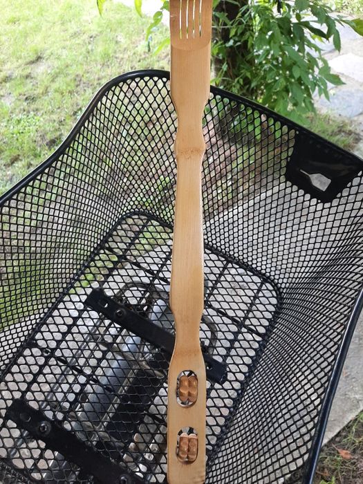 Gheara din lemn pt.scarpinat si masaj