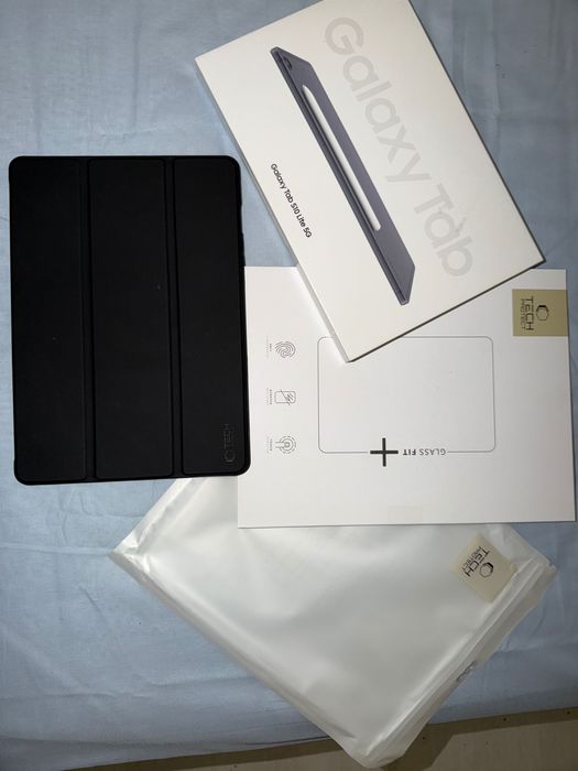 Продавам чисто нов таблет Samsung galaxy s10 lite 5g 128gb grey