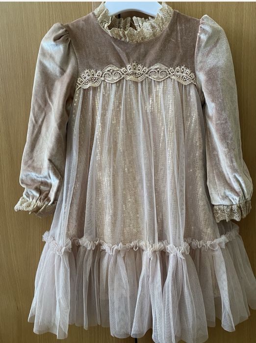 Платья для девочек