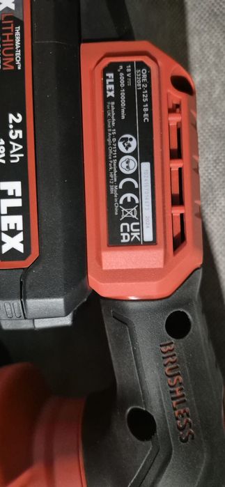 Flex șlefuitoare pe acumulator