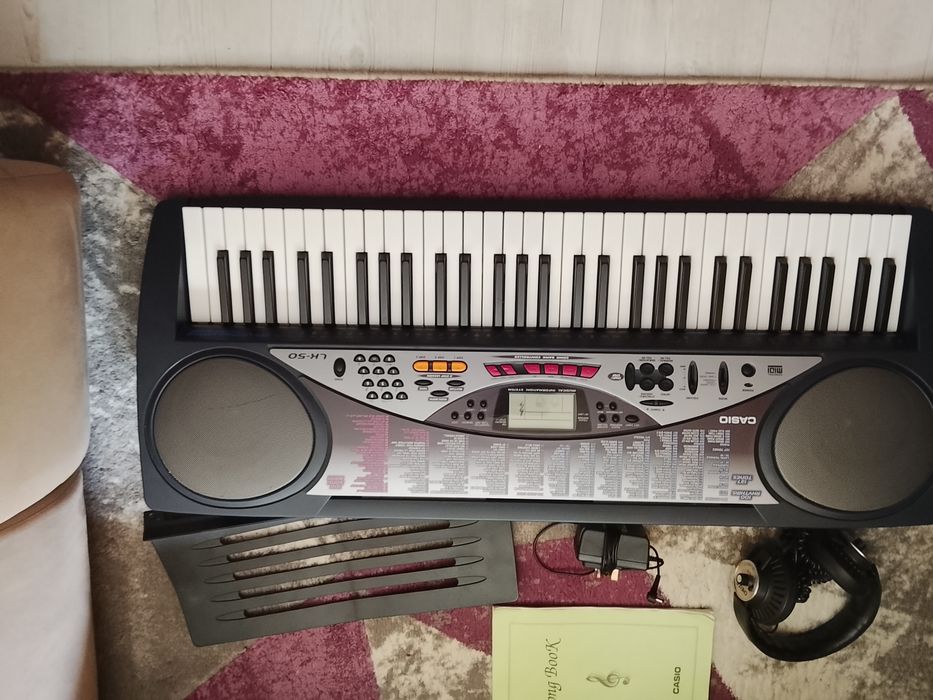 Orga Casio LK-50 impecabila și perfect funcțional  negociabil