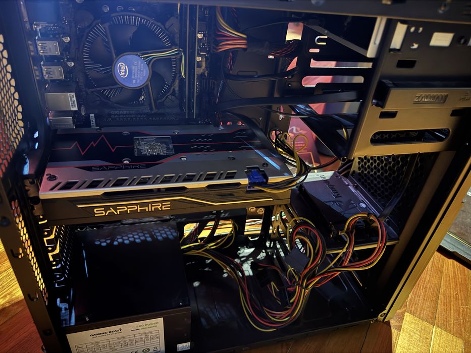 Компютър за игри i5 7400 / RX 570 4GB / 16GB DDR4 / 480GB SSD