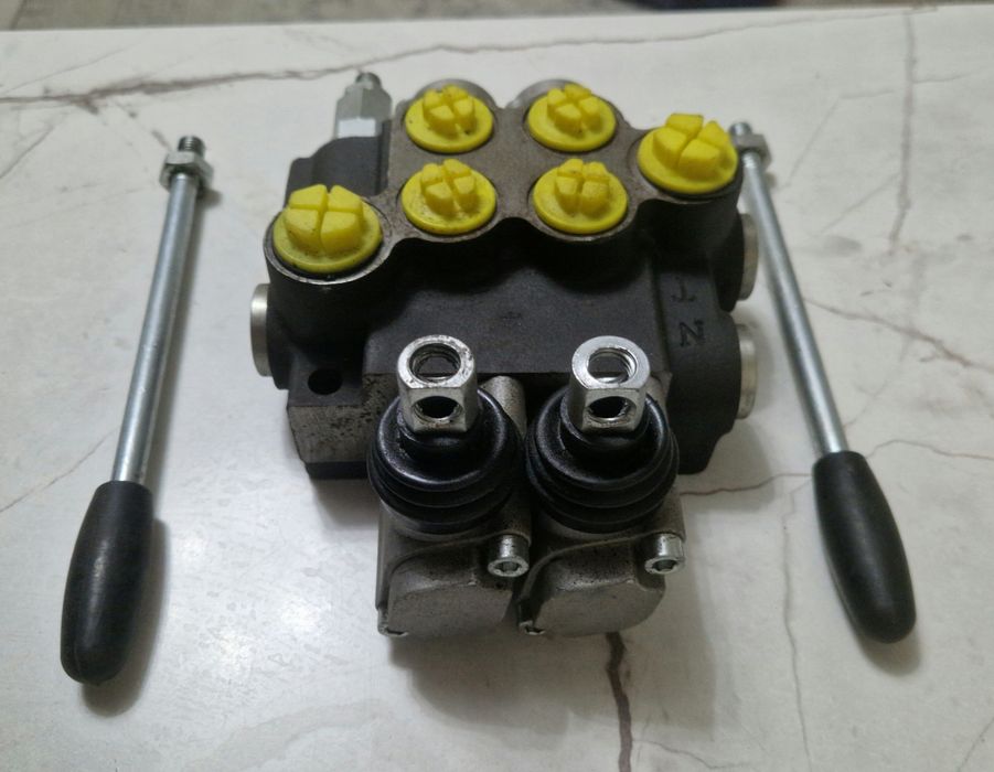 Гидрораспределитель