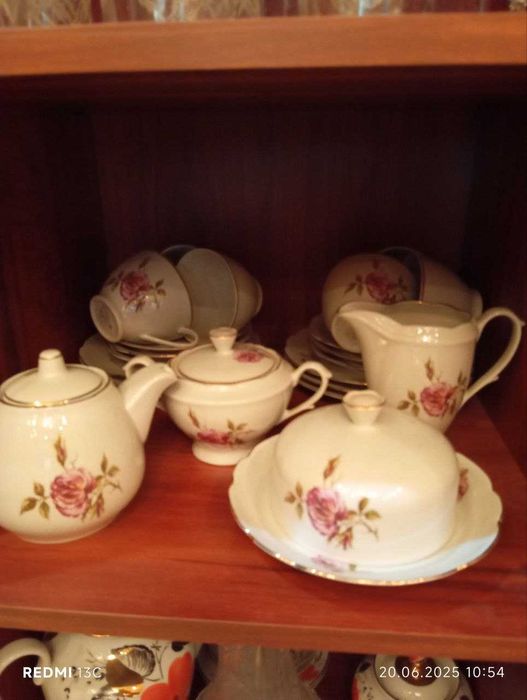 Продаются чайные, кофейные сервизы СССР