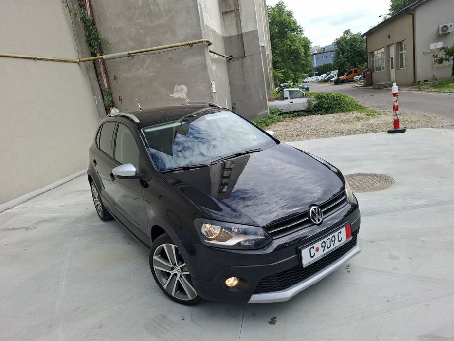 VOLKSWAGEN Polo 2011 — imagine 2