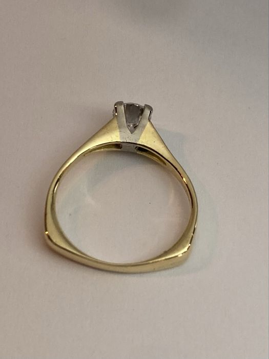 Inel Solitair aur 18kt.cu diamant 0.60ct
