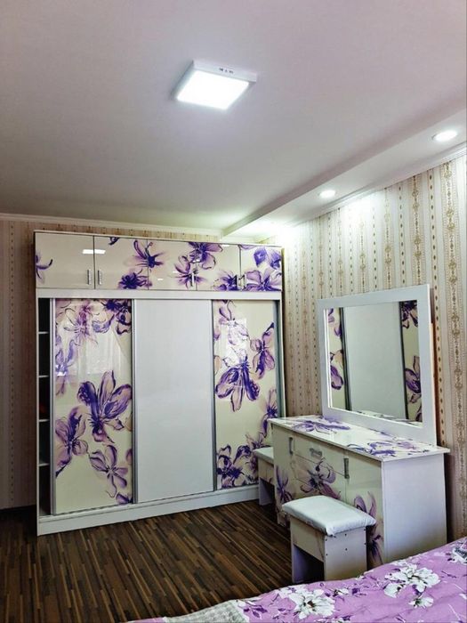 Карши Сдается квартира долгосрочная около Софии, 3-х комнатная.