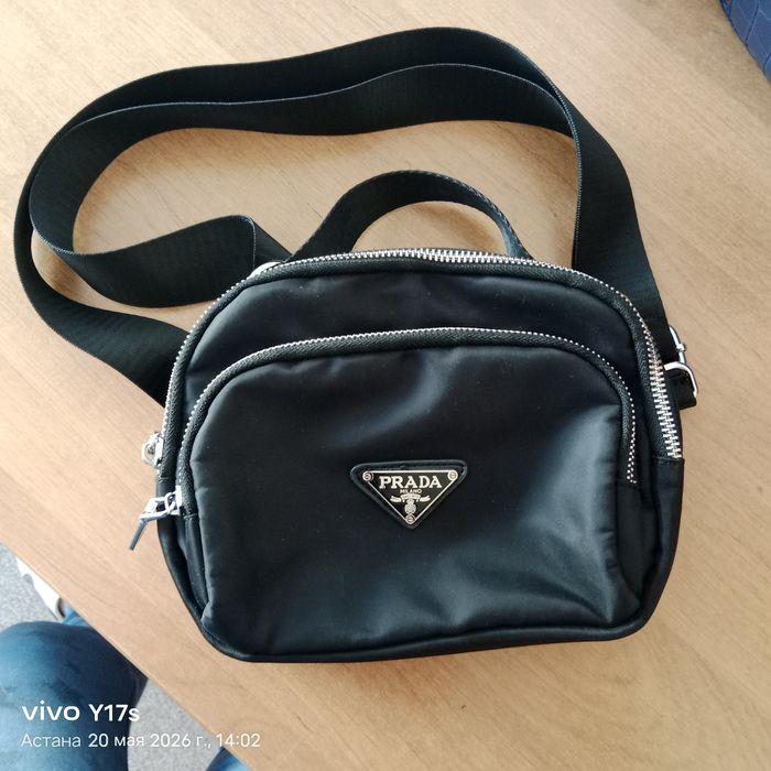 Prada сумка     .