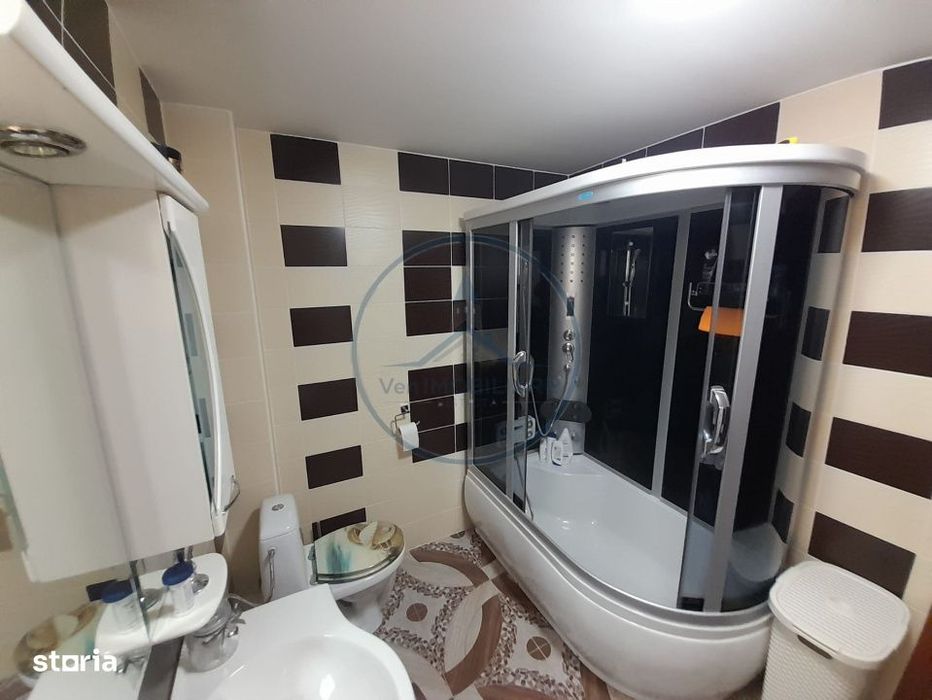 Apartament 3 camere DECOMANDAT, zona SENS
