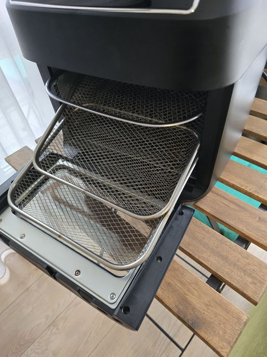 НОВ Фритюрник с горещ въздух 9 в 1