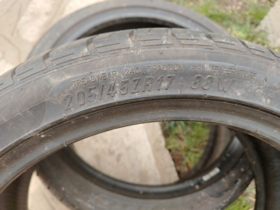 Гуми два 205/45/17