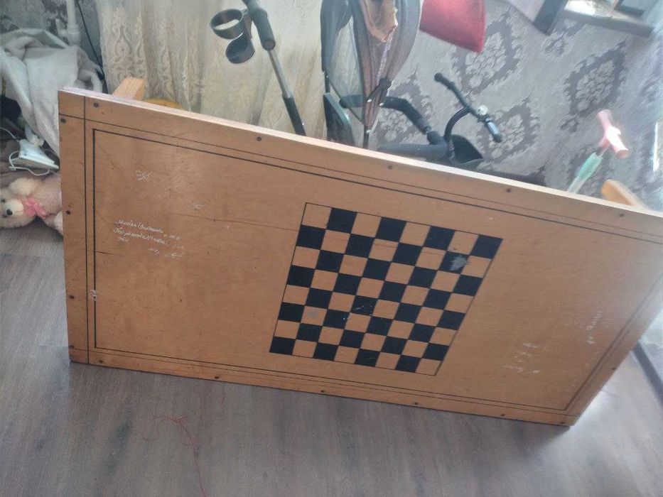 Parda, Sandiq, hontahta