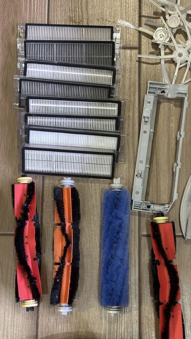 Aspirator Robot Robo Rock S55, cu 30+ accessorii