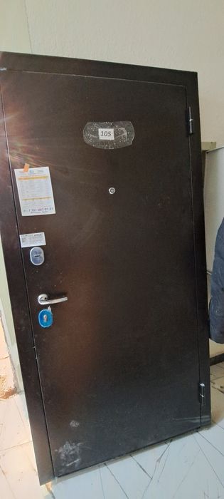 Продам Двери б/у