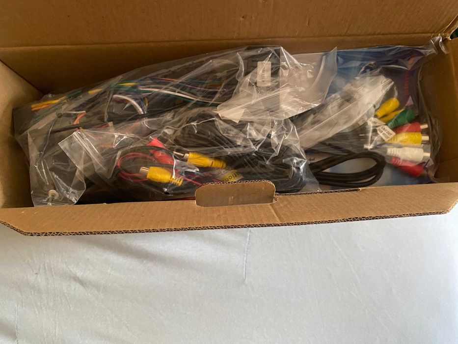 ЧИСТО НОВА Навигация за BMW E46 318 , 320 , 323 , 328 , 330  Android