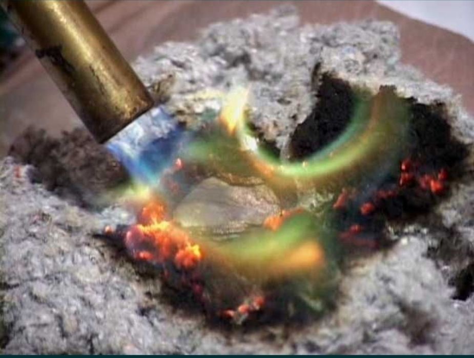 Продам Эковата Утеплитель для крыши.