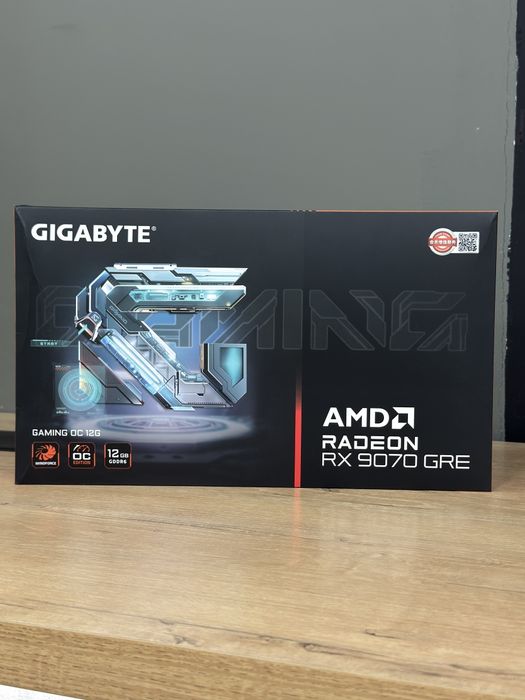 Gigabyte RX 9070 GRE 12gb