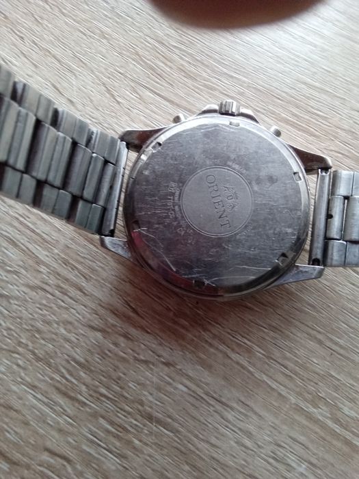 Ceas orient chronograph titanium.