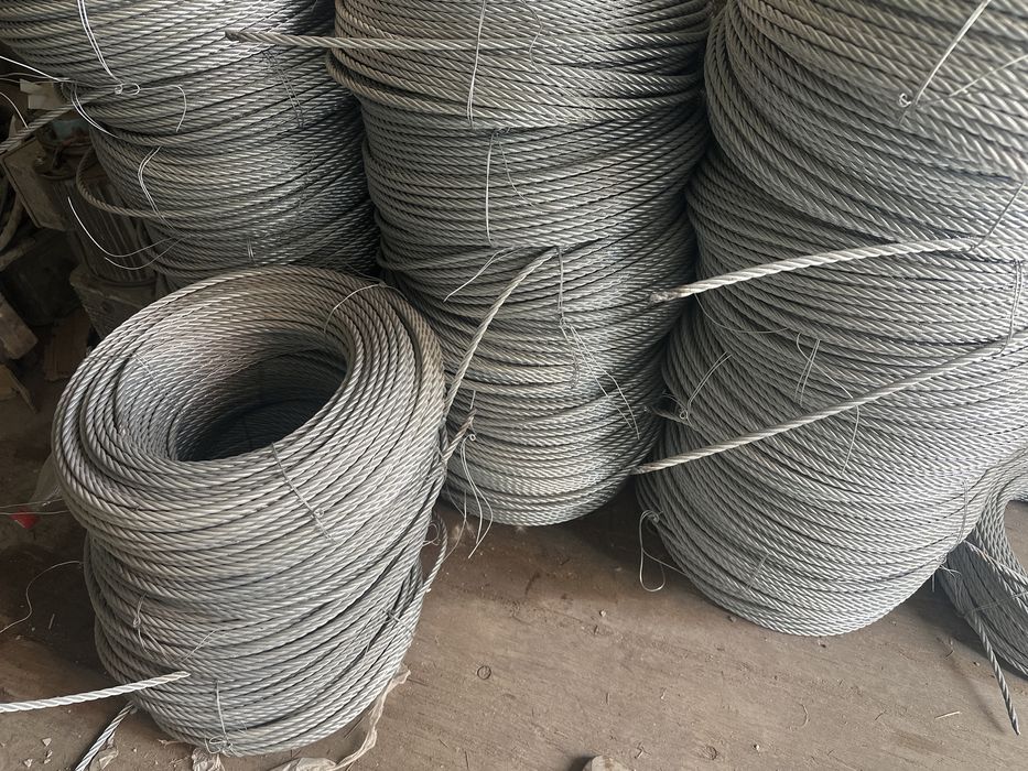 Трос стальной от башенного крана krani trosi тросс крана башенного zlp