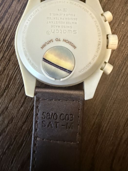 Omega x swatch colaborare