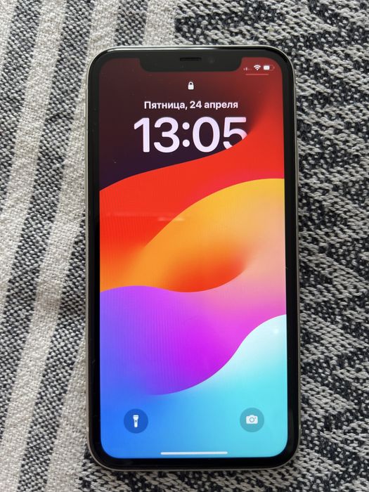 Продам Айфон 11 в отличном состоянии.