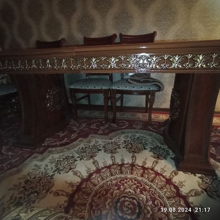 Стол и стулья | раздвижной стол