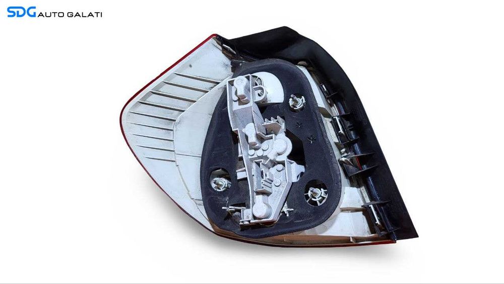 Stop Lampa Tripla Dreapta de pe Aripa Caroserie BMW Seria 1 E81 E87 2004 - 2013 Cod 6321-6924502-ECE 6924502 13405110 [A0008]