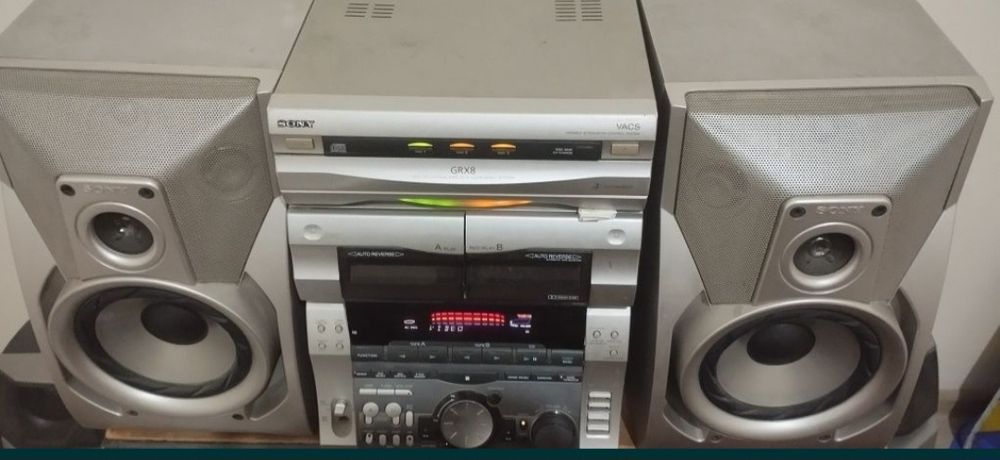 Sony muzikalniy sentr kami yoq