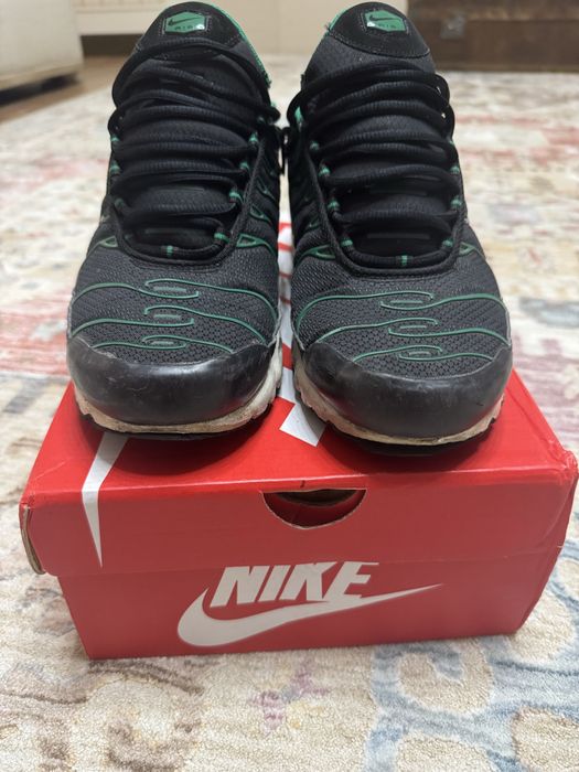 крссовки найк айр макс плюс