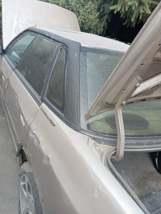 Субару Легаси под разбор