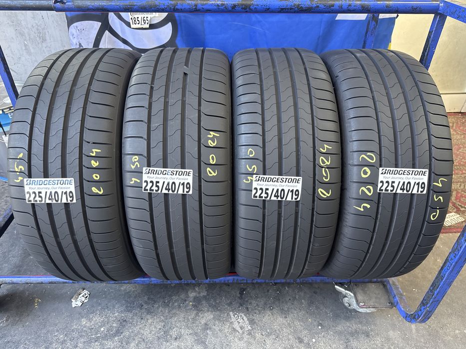 225/40/19 Bridgestone