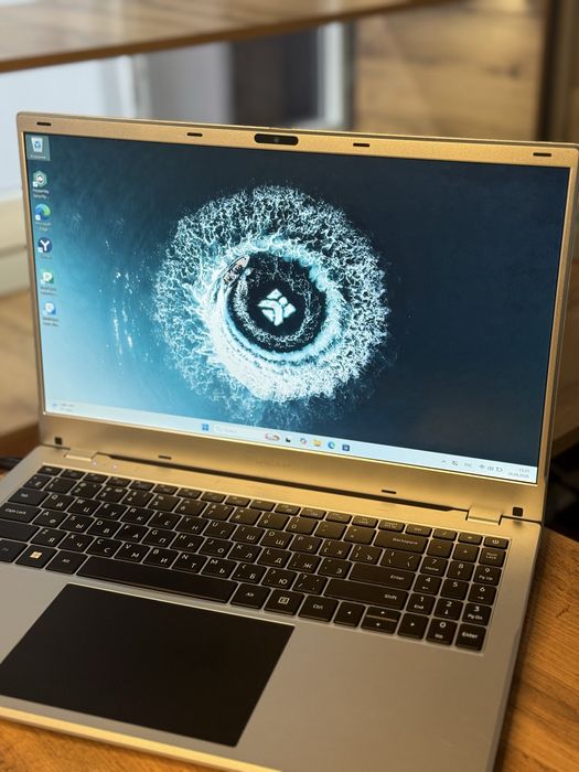 Ноутбук DexpAquilon