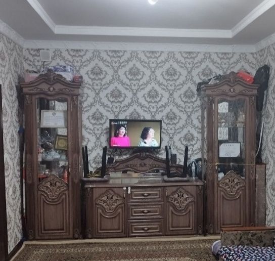 мебель пенал сотилади... идеал...