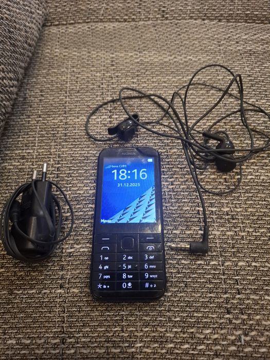 Nokia 220 продавам