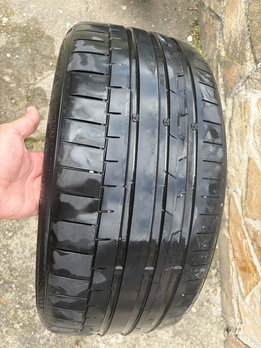 Гуми 235/35/19 летни комплект или поотделно