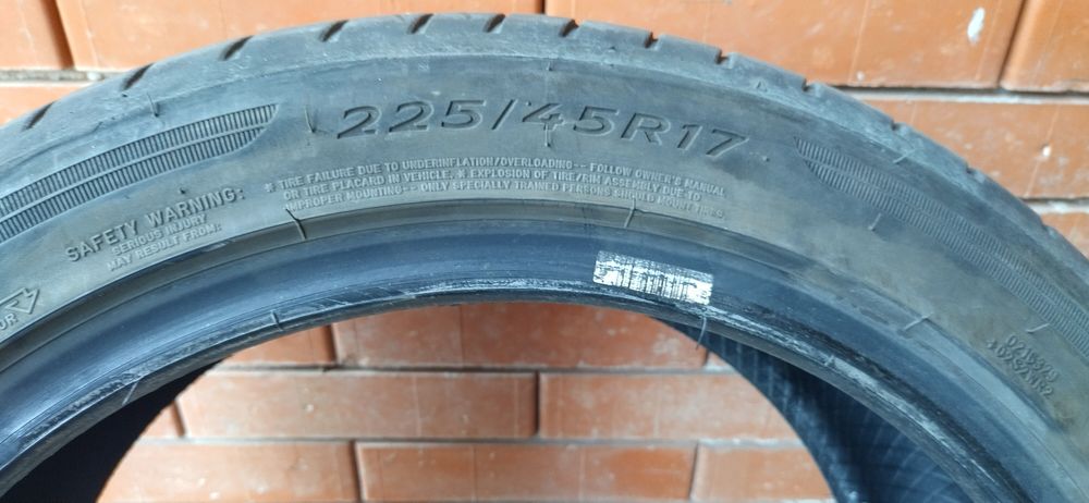 4бр. гуми Dunlop 225/45/17