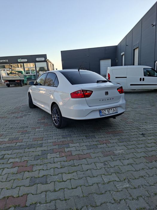 Vând Seat Toledo IV