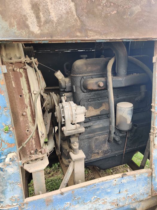 Grup sudura cu motor tractor U650 Cosereni • OLX.ro