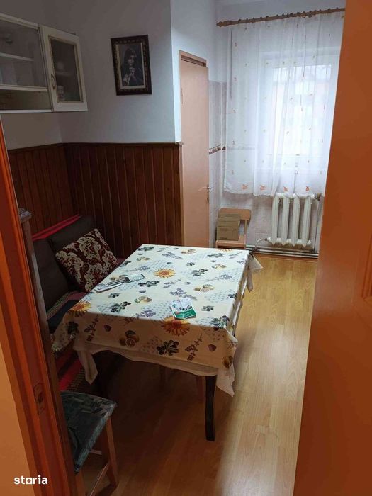 Apartament 2 camere semidecomandate Miorița (Curtea de Apel)