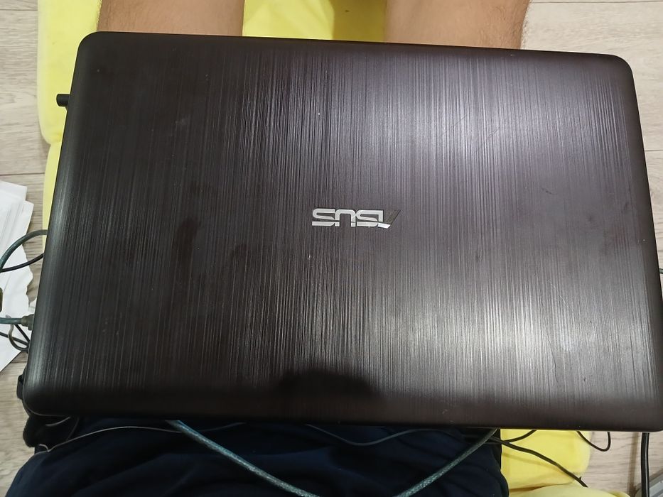 Продам ноутбук Asus
