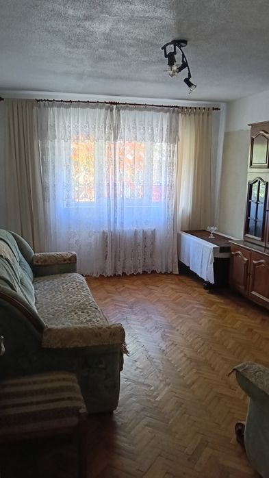 PF vând ap2 CD+boxă mare.