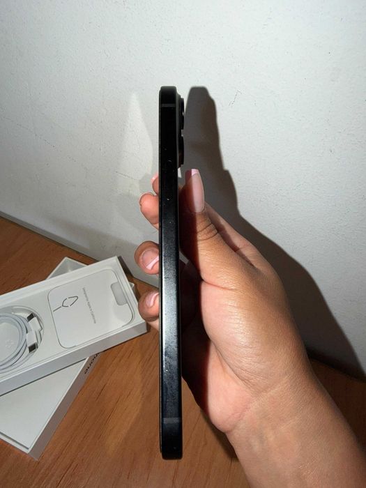 Iphone 15 plus, negru
