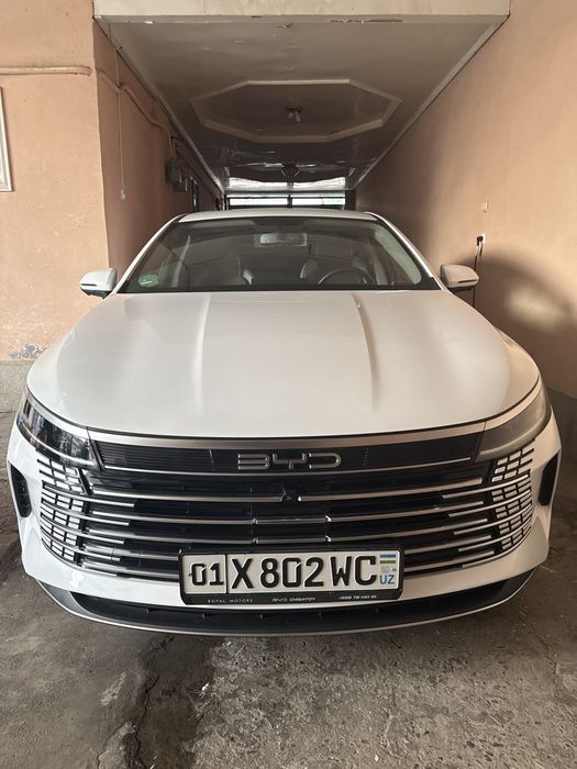 Автомобил BYD Chazor