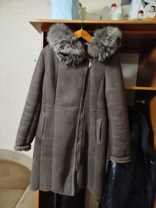 Продаю дублёнку в хорошем состоянии