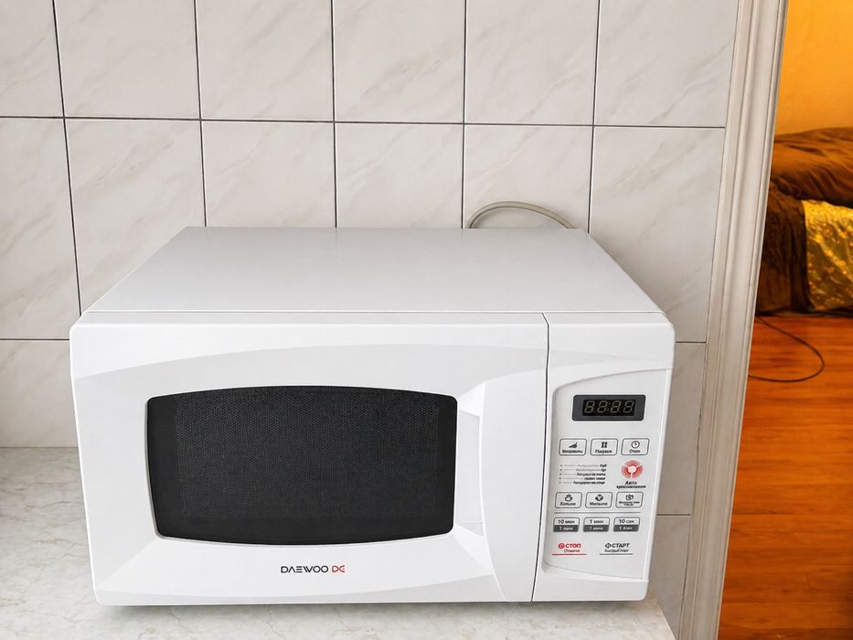 Микроволновка бренда Daewoo