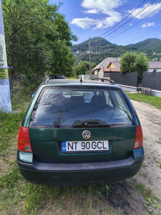 Volkswagen Golf 1.6 Benzina consum mic