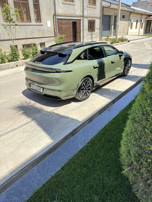 Zeekr 007 2025 — 3